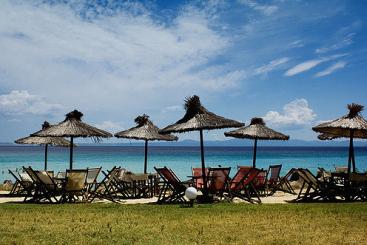 Author: Shkumbin Saneja & https://flic.kr/p/59kraV