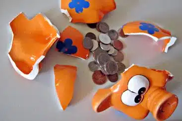 Images Money & https://flic.kr/p/9VB5P2